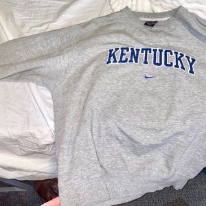 Nike gray Crewneck sweatshirt vintage, Kentucky